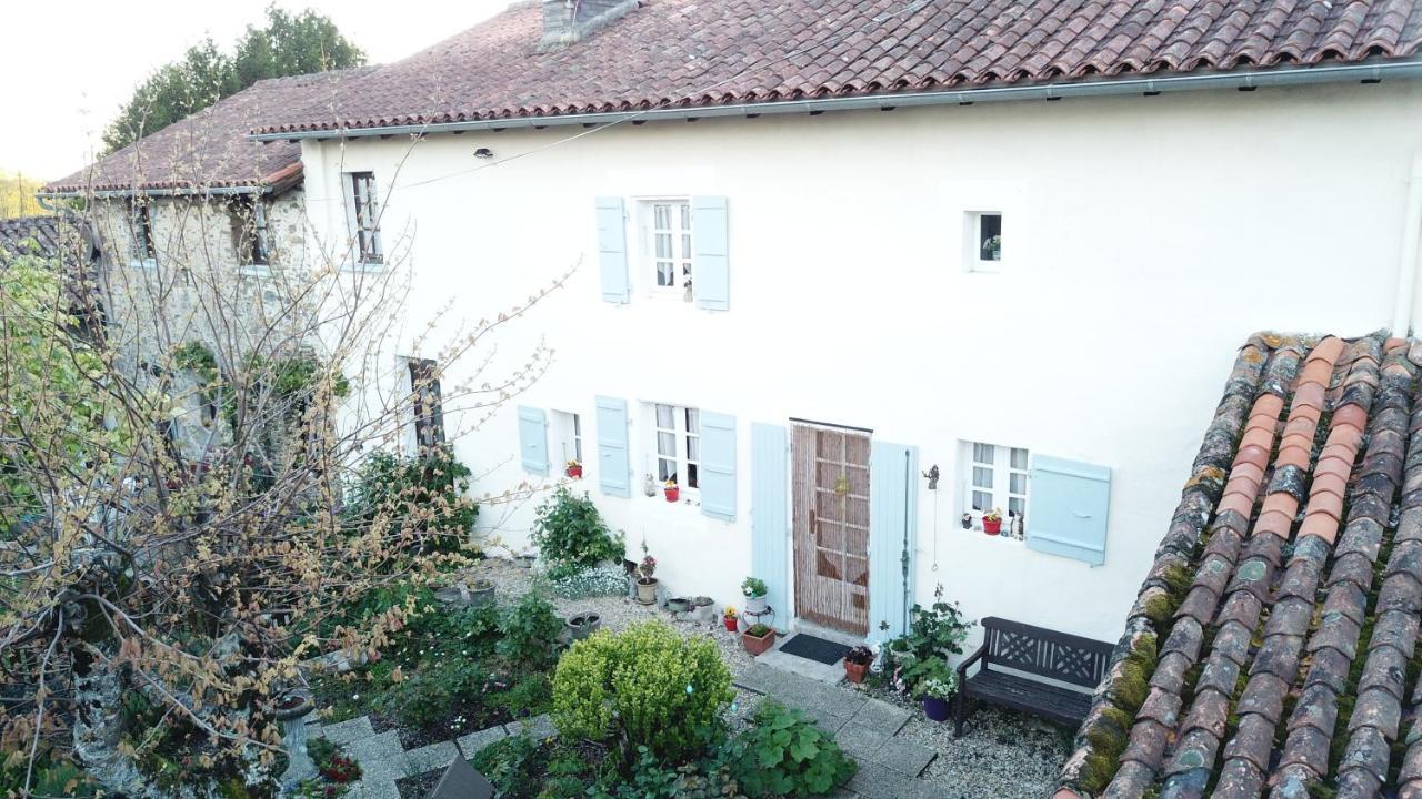 La Maison Des Fleurs Montembœuf 외부 사진
