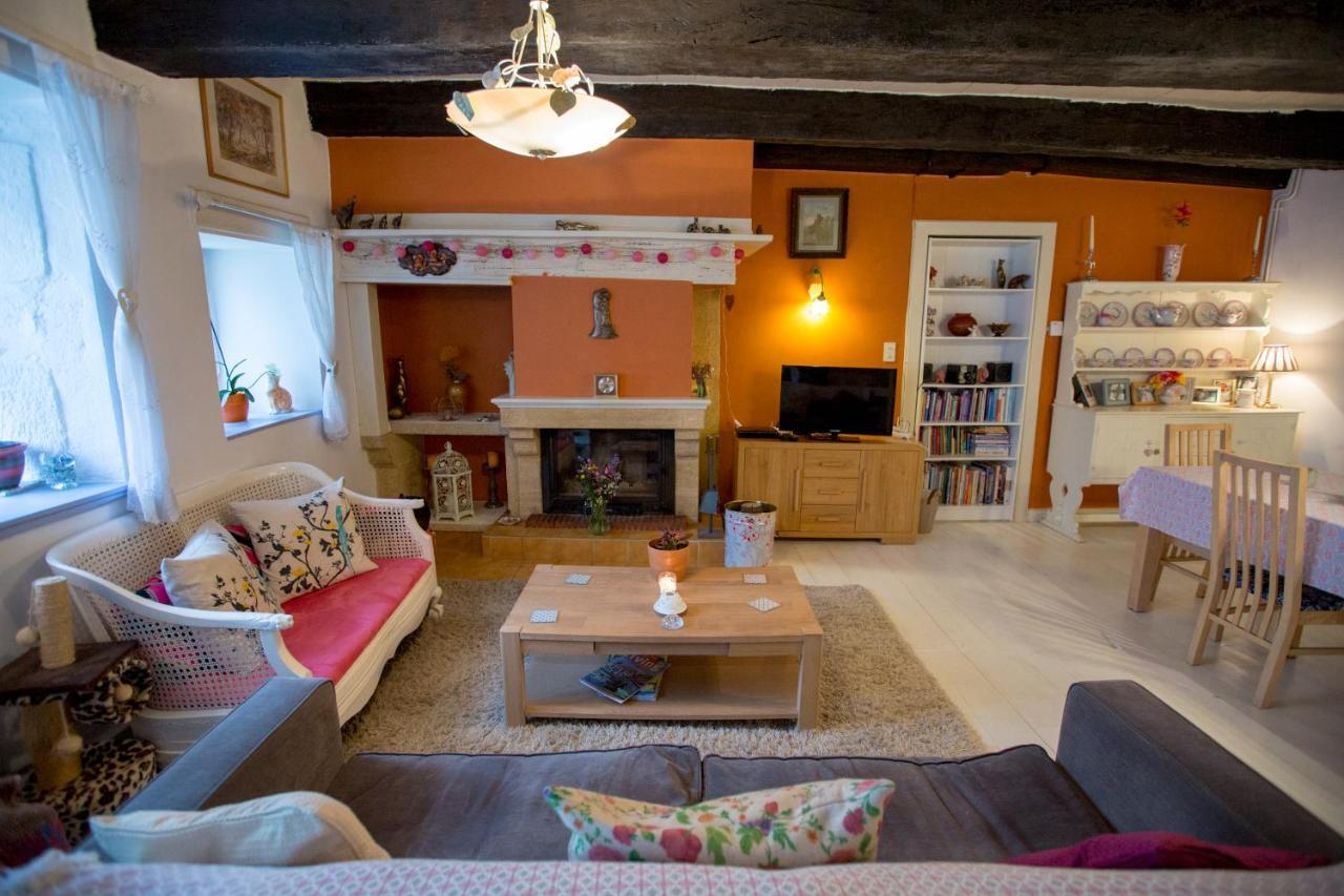 La Maison Des Fleurs Montembœuf 외부 사진